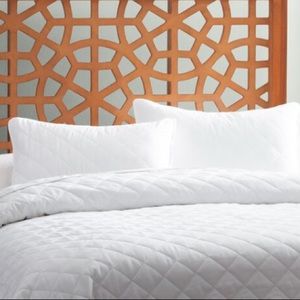 Wayfair Basics® Reversible Quilt Set